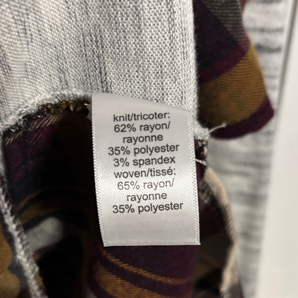 Maurices Gray Heathered Long-Sleeve Tunic with Plaid Hem - Picture 4 of 7
